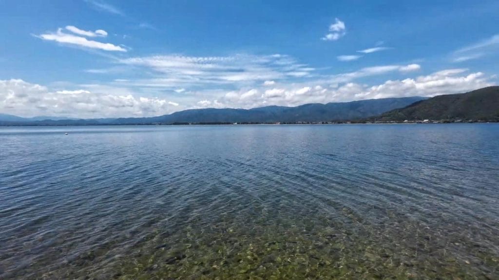 琵琶湖の海津大崎義経浜のバス釣りポイントで鉄塔までの沖10-70ｍの対岸