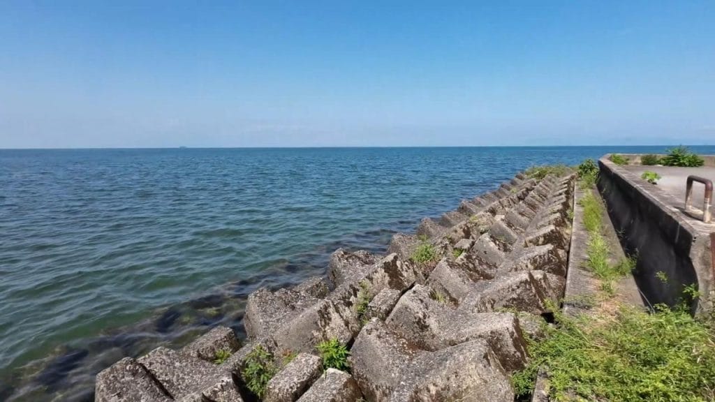 琵琶湖の彦根旧プリンスホテル前周辺のバス釣りのポイント