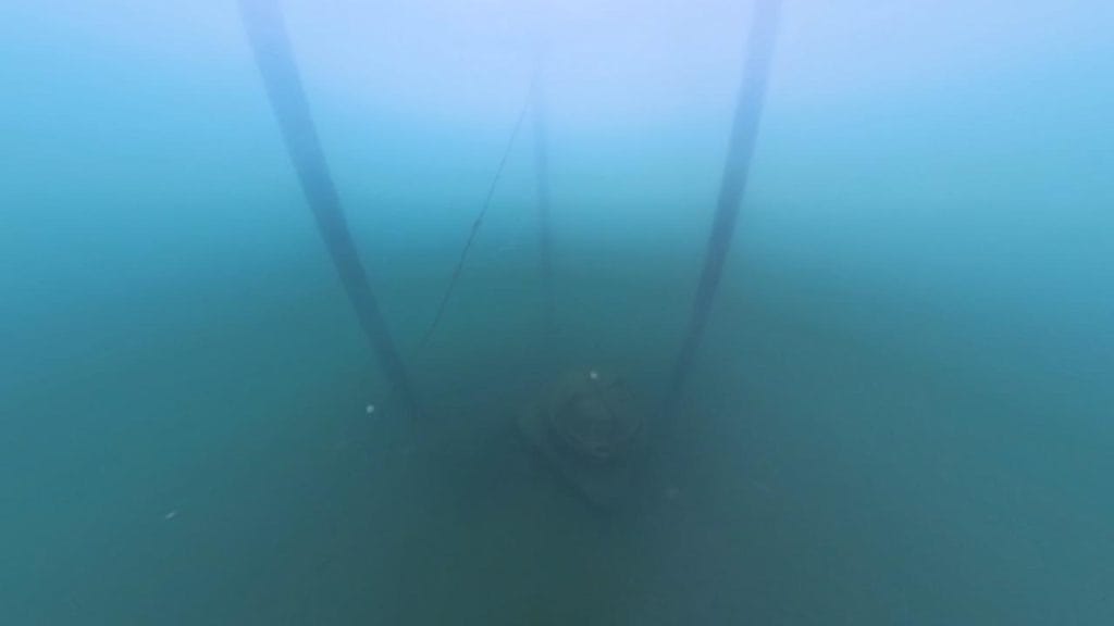 安曇川園地公園のポイント③の水中映像-取水塔2